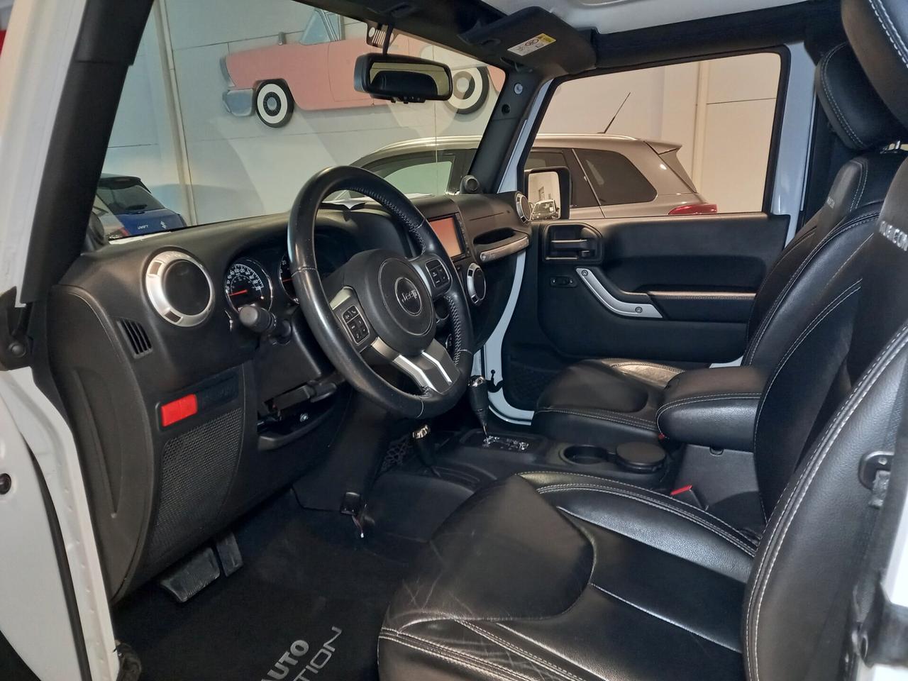 Jeep Wrangler 2.8 CRD DPF Rubicon X Auto 70.000 KM