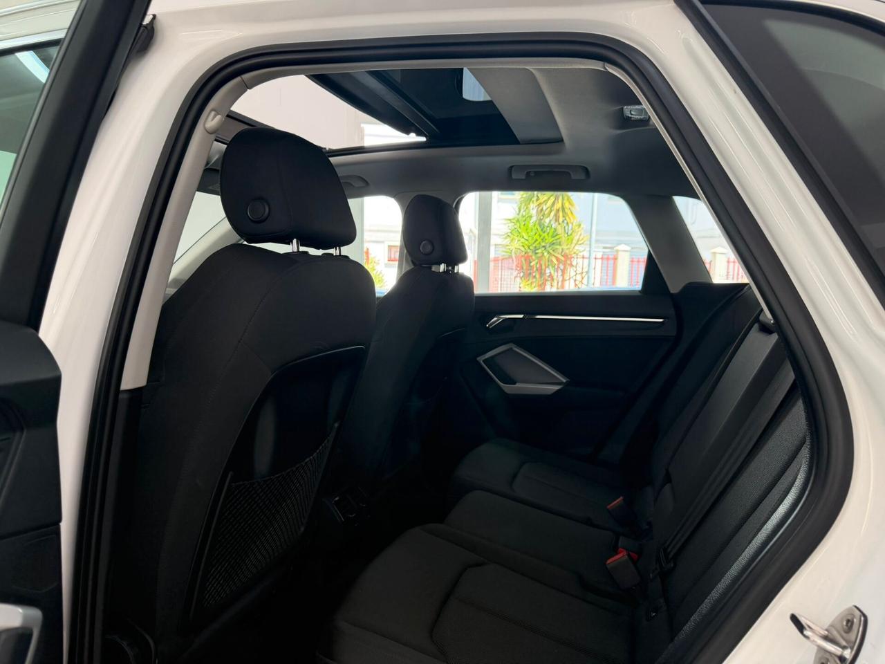 Audi Q3 35 TDI quattro S line edition