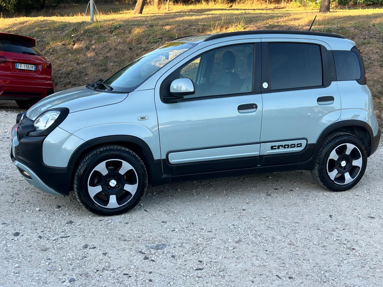 Fiat Panda Cross 1.0 FireFly S&S Hybrid Launch Edition