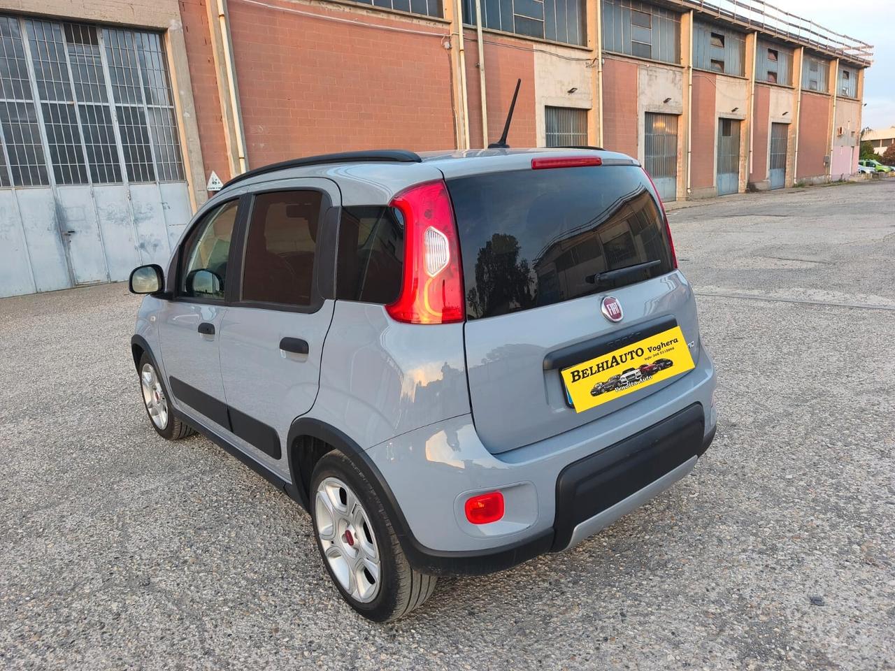 Fiat Panda 2022---1.0 Benzina Ibrida Neopatentati