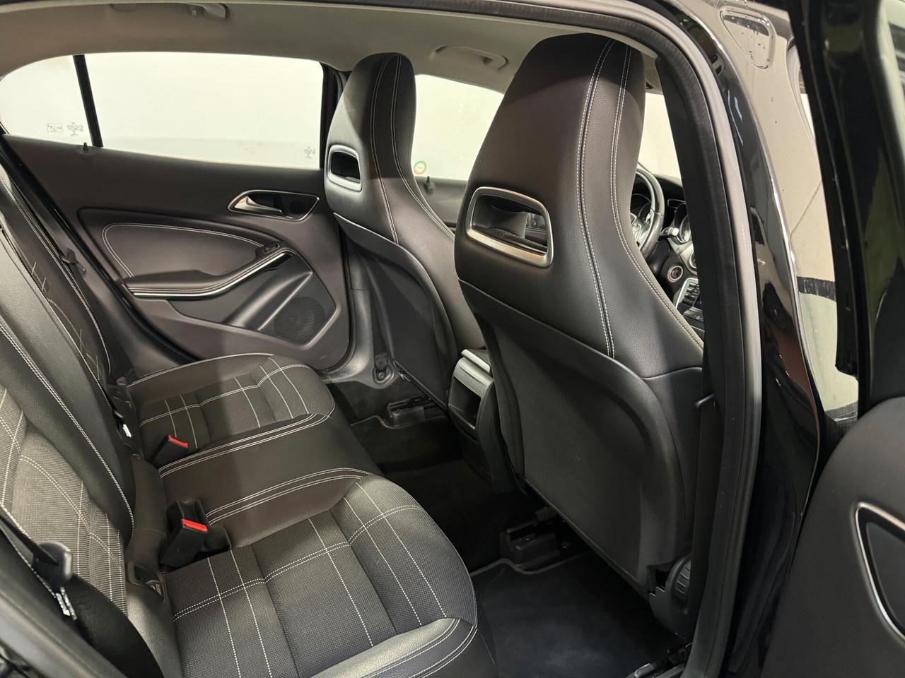 Mercedes-benz GLA 200 d Sport EURO6 AUTOMATICA