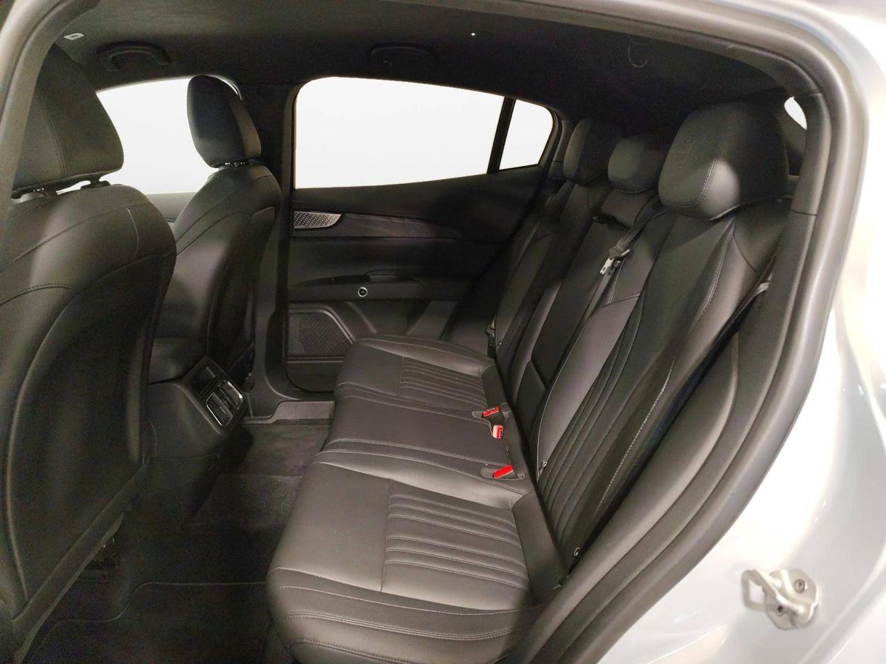 Maserati Grecale GT 300cv