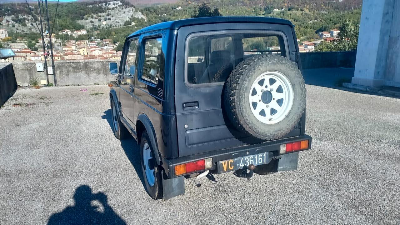 Suzuki SJ 410 Epoca