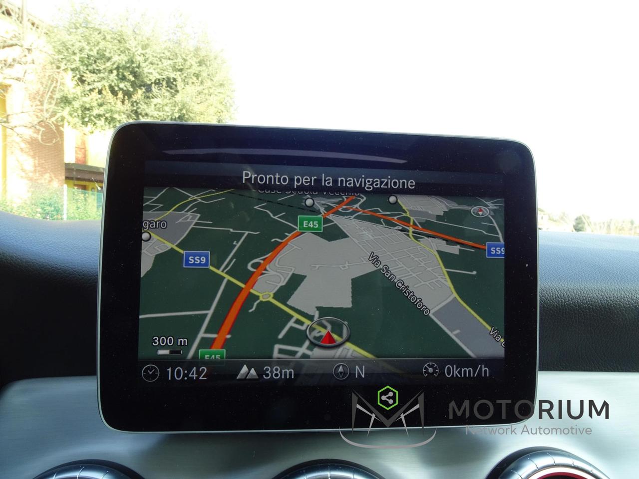 Mercedes-Benz CLA 200 Premium 156 CV CAMBIO AUTOMATICO