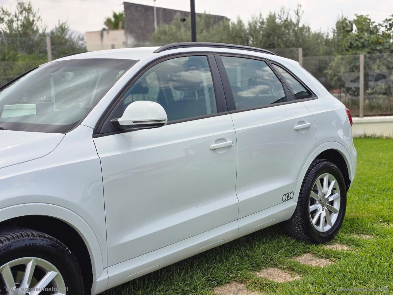 AUDI Q3 2.0 TDI Business