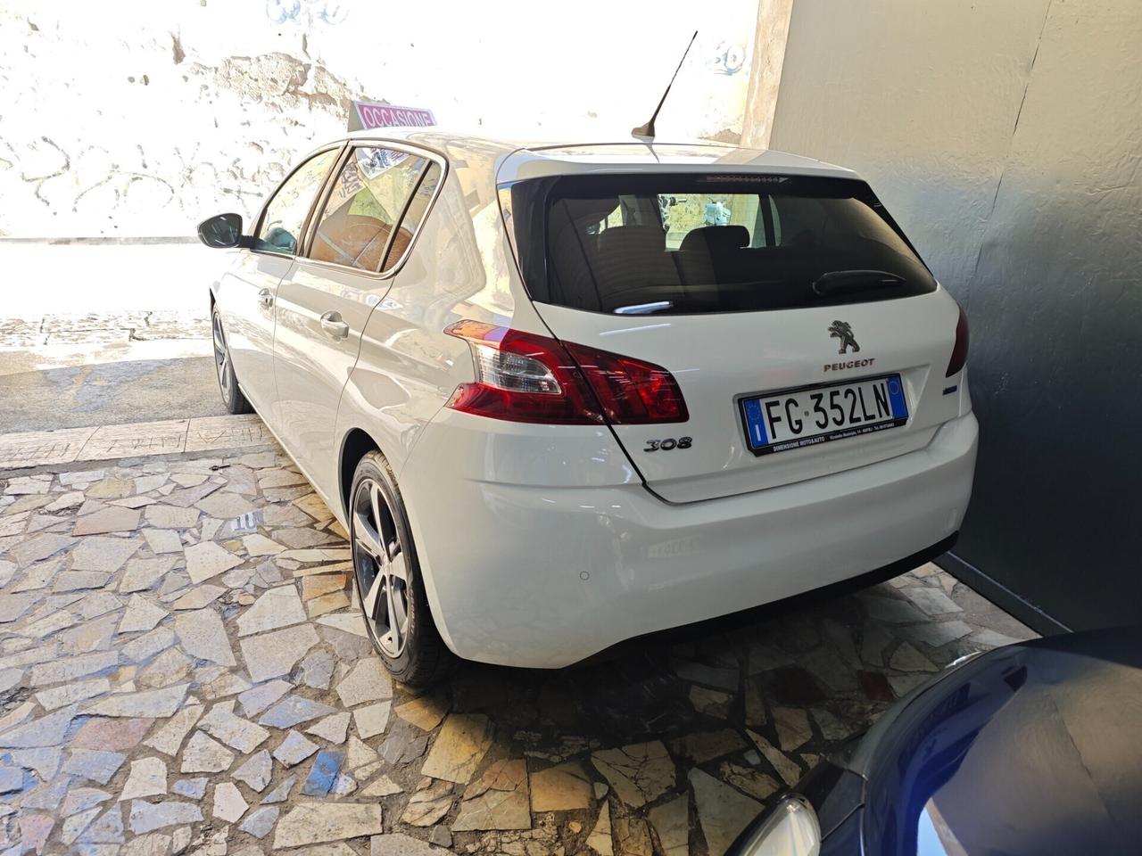 Peugeot 308 BlueHDi 120 S&S Allure