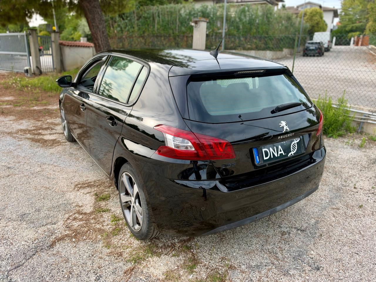 Peugeot 308 Allure 1.6 e-HDi Stop&Start Neopatentati