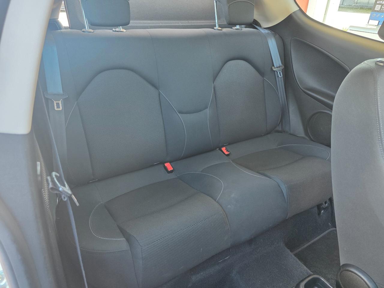 Alfa Romeo MiTo 1.4 105 CV M.air S&S Distinctive Sport Pack