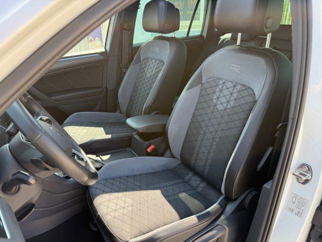 VOLKSWAGEN Tiguan 2.0 TDI 200 CV SCR DSG 4MOTION R-Line
