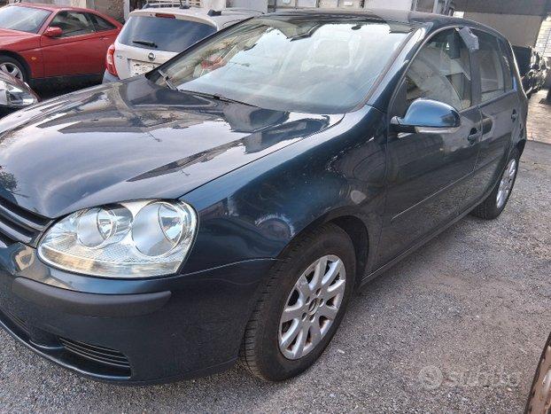 VOLKSWAGEN GOLF 5 BENZINA 1.6