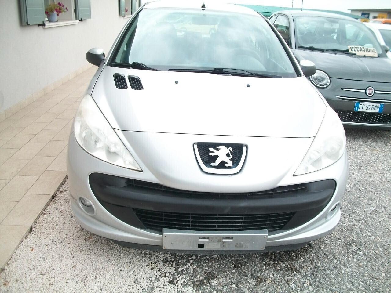 Peugeot 206 MODELLO PIU,, CC 1360 BENZINA EURO 05 SI NUOVI PATENTATI KM 119443 GARANZIA UN ANNO