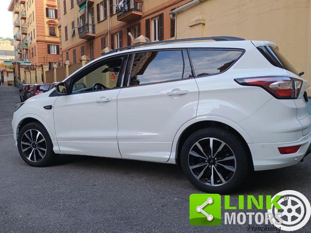 FORD Kuga 1.5 EcoBoost 120 CV S&S 2WD ST-Line