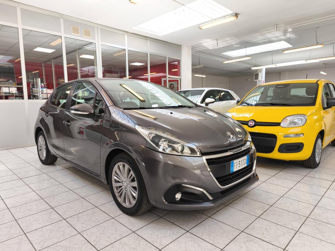 Peugeot 208 PureTech 82 5p. GPL Active