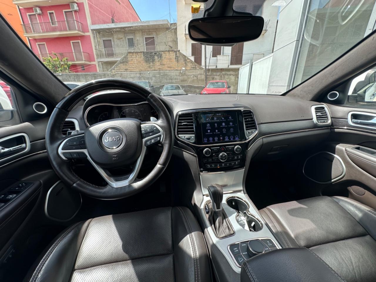 Jeep Grand Cherokee 3.0 V6 Summit possibilità noleggio no scoring