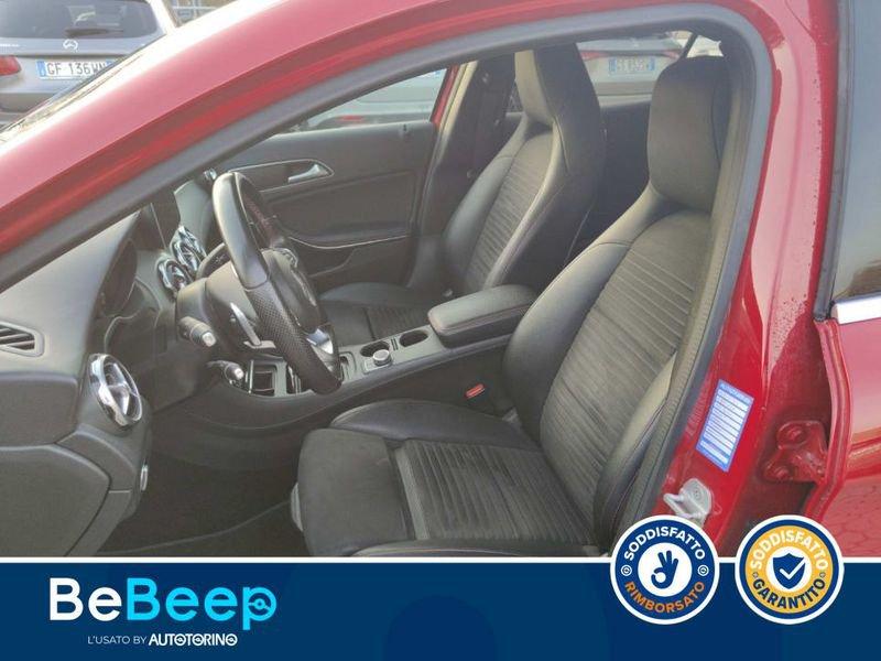 Mercedes-Benz GLA 180 D PREMIUM AUTO