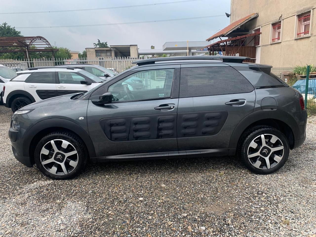 Citroen C4 Cactus PureTech 82 Shine