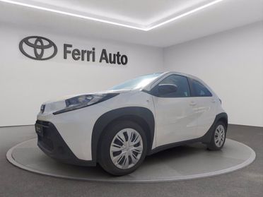 TOYOTA Aygo x 1.0 active 72cv del 2023