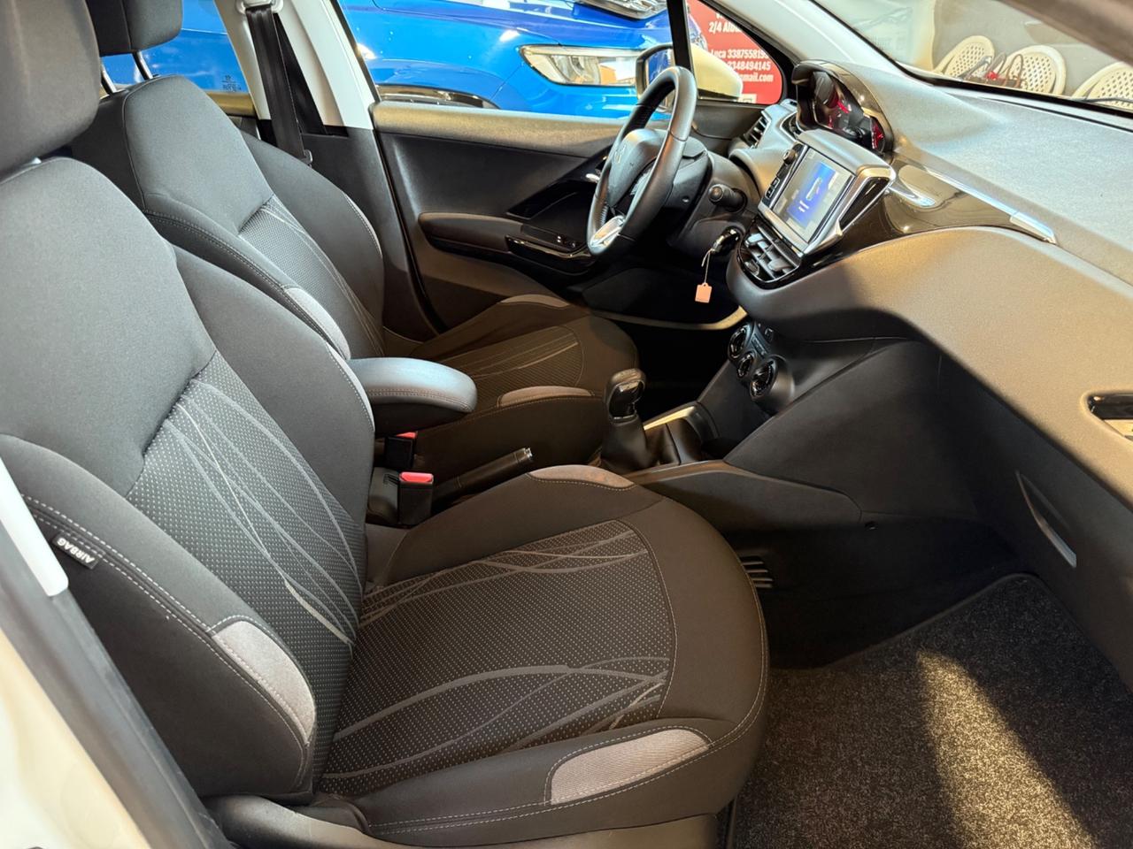 Peugeot 208 1.4 HDi 68 CV 5 porte Active UNICOPROP CINGHIA FATTA