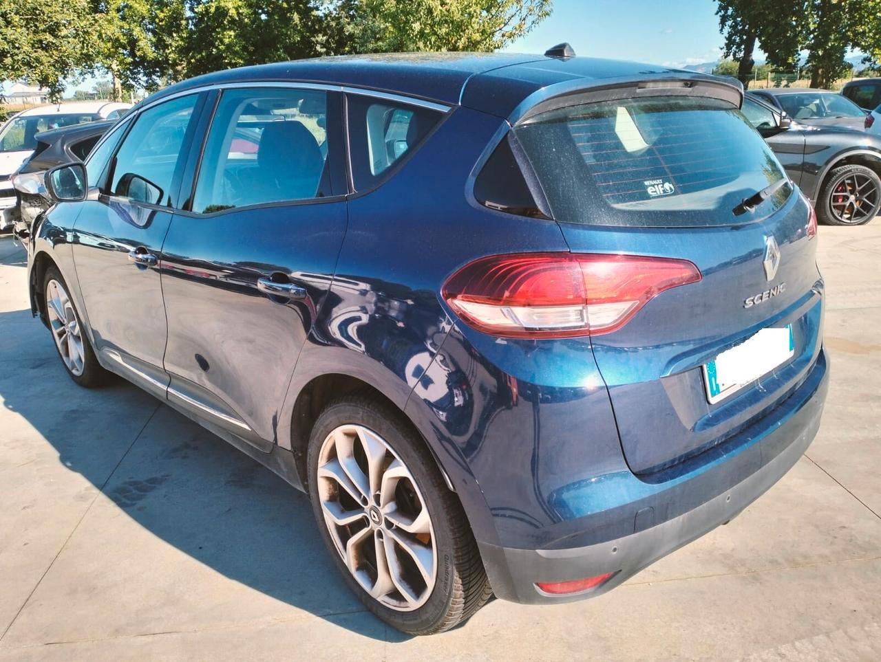 Renault Scenic dCi 95 CV - SINISTRATO