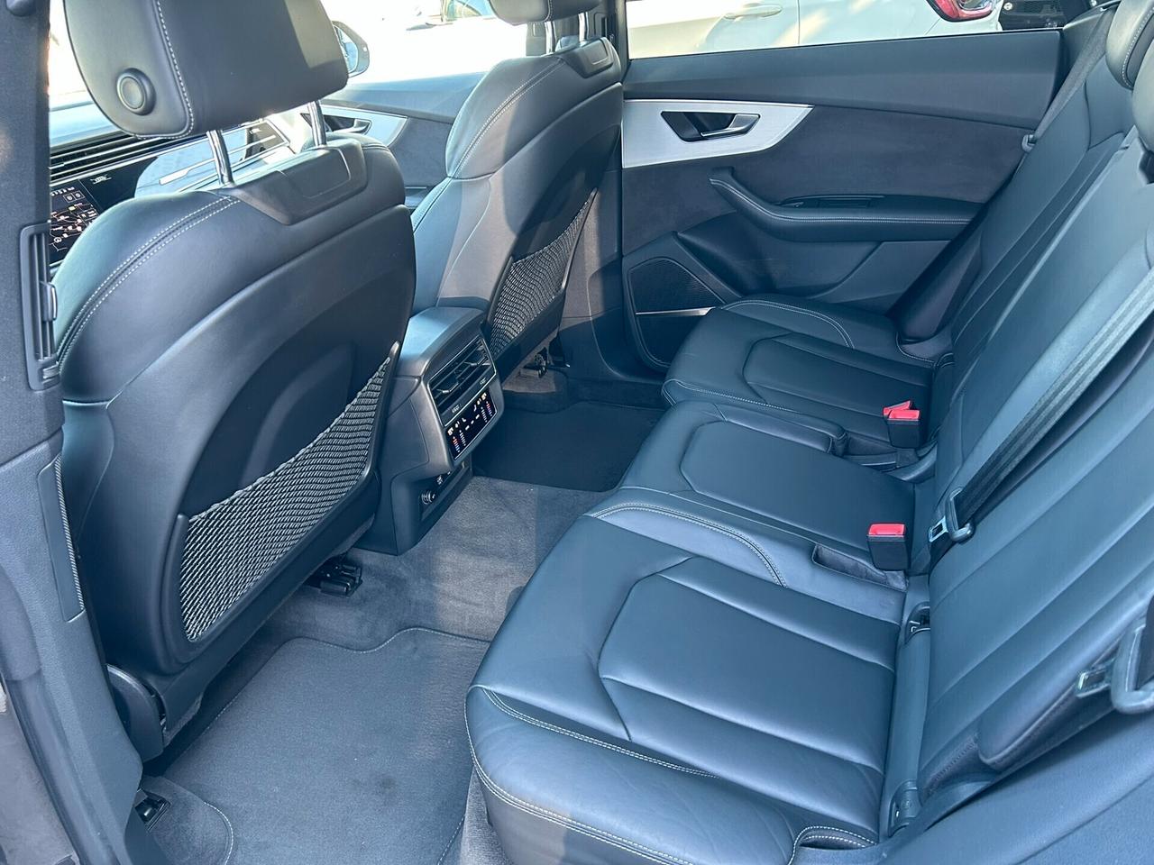 Audi Q8 50TDI 286CV Mhev quattro Tiptronic S-Line - PANORAMA