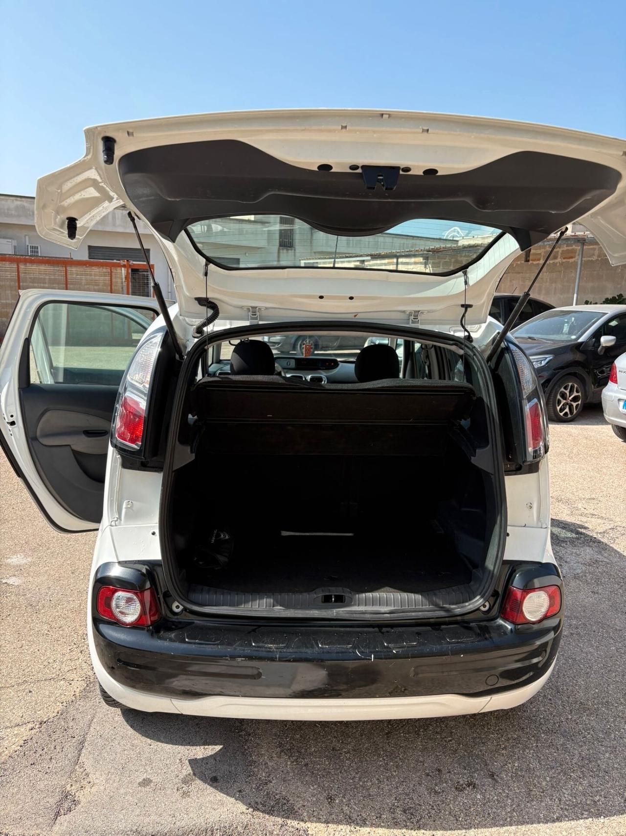Citroen C3 Picasso 1.4 VTi 95 GPL airdream Seduction unico proprietario
