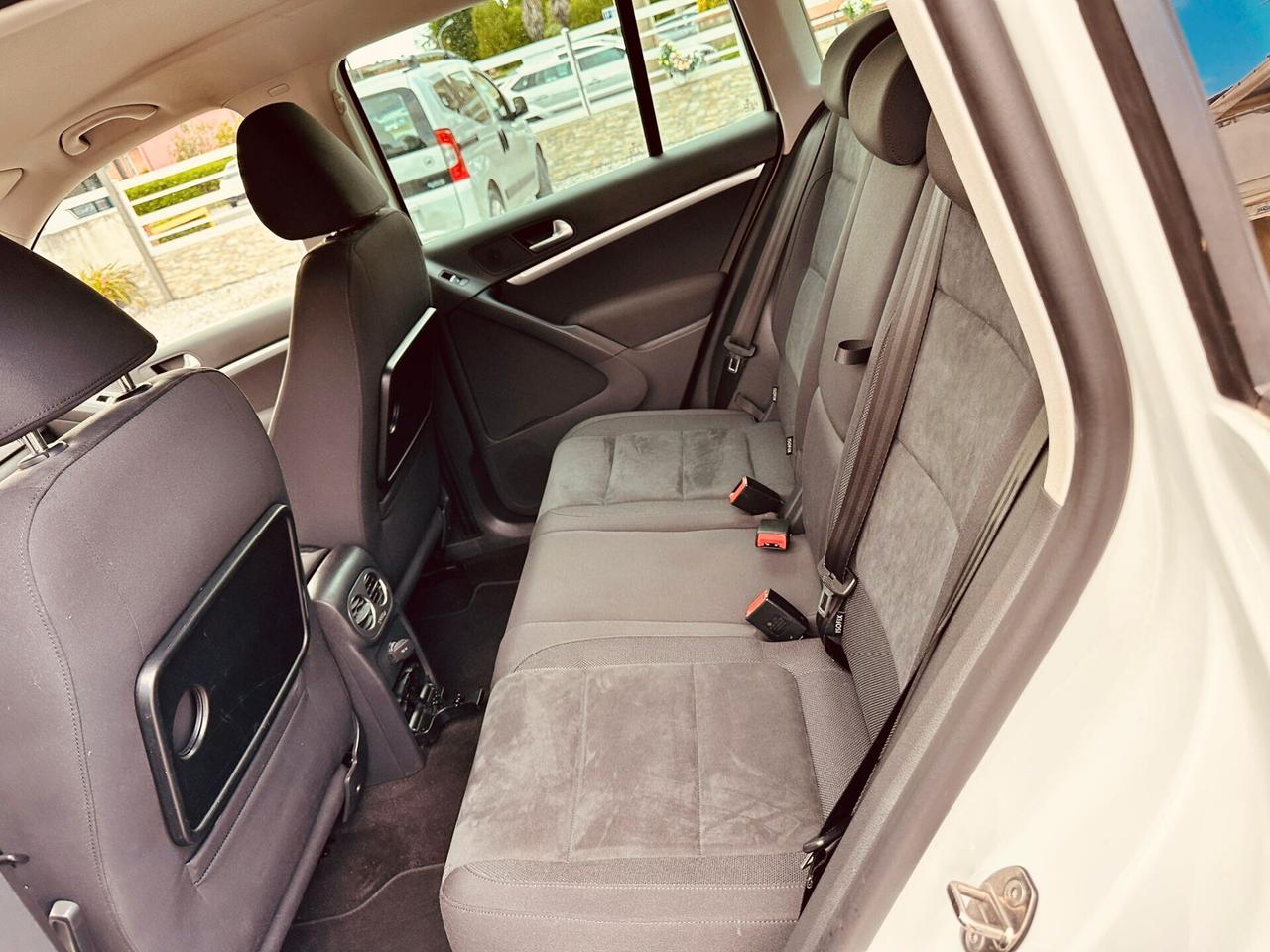 Volkswagen Tiguan 2.0 TDI 4X4 SCR DSG Business BlueMotion Technology