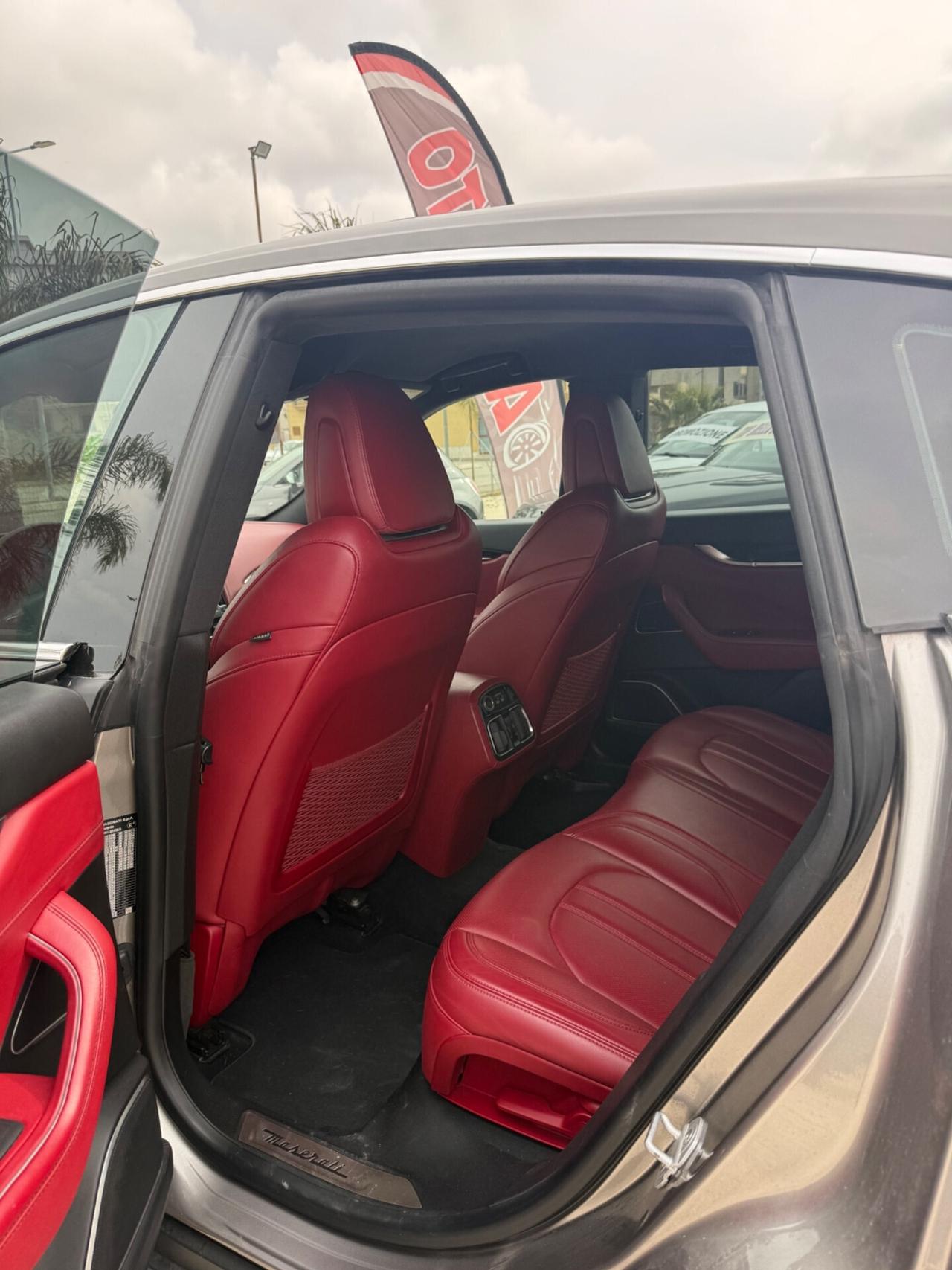 Maserati Levante V6 430 CV AWD S