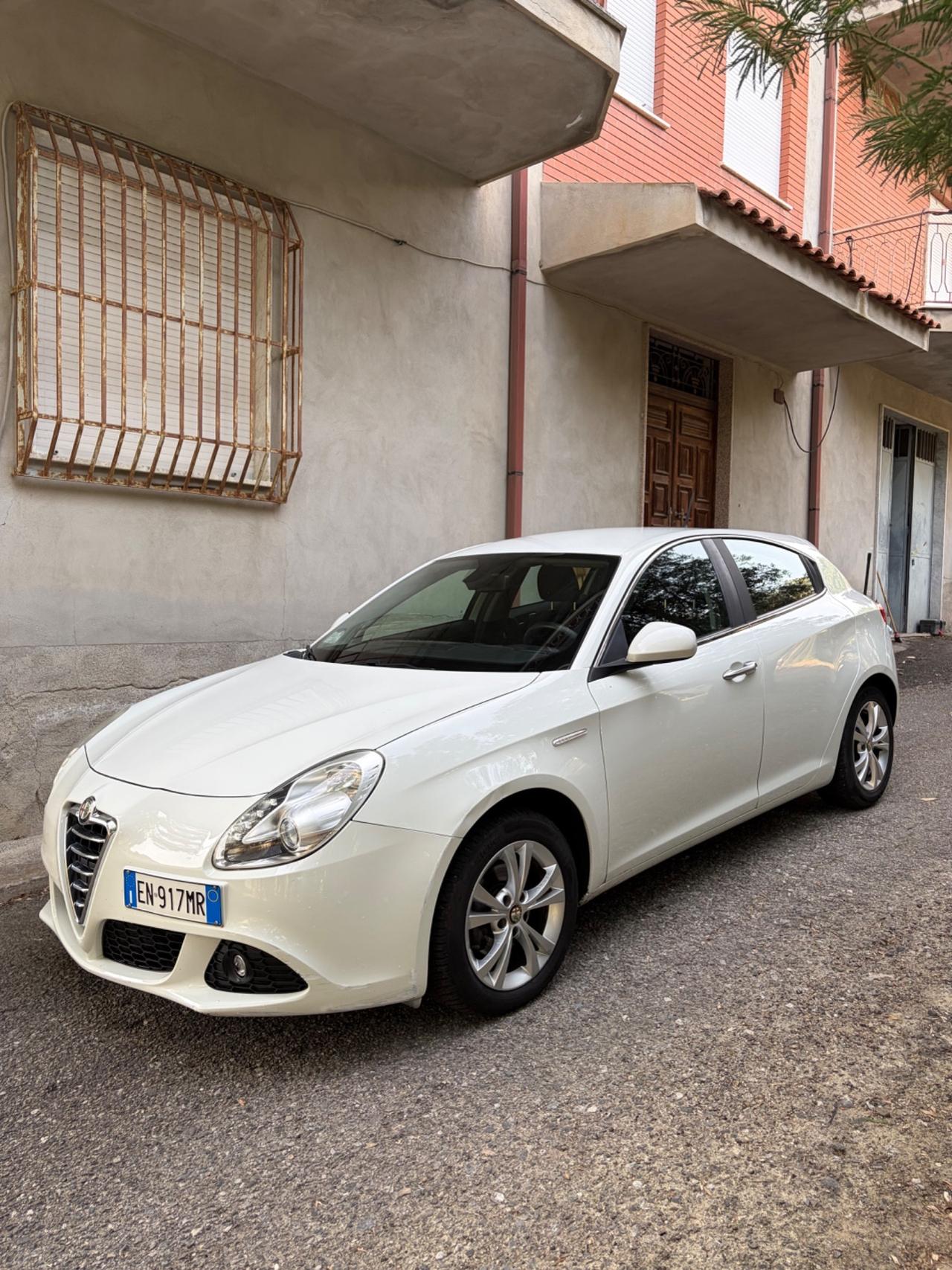 Alfa Romeo Giulietta 1.6 MTJ 105CV POCHI KM 1PROP NORD ITALIA