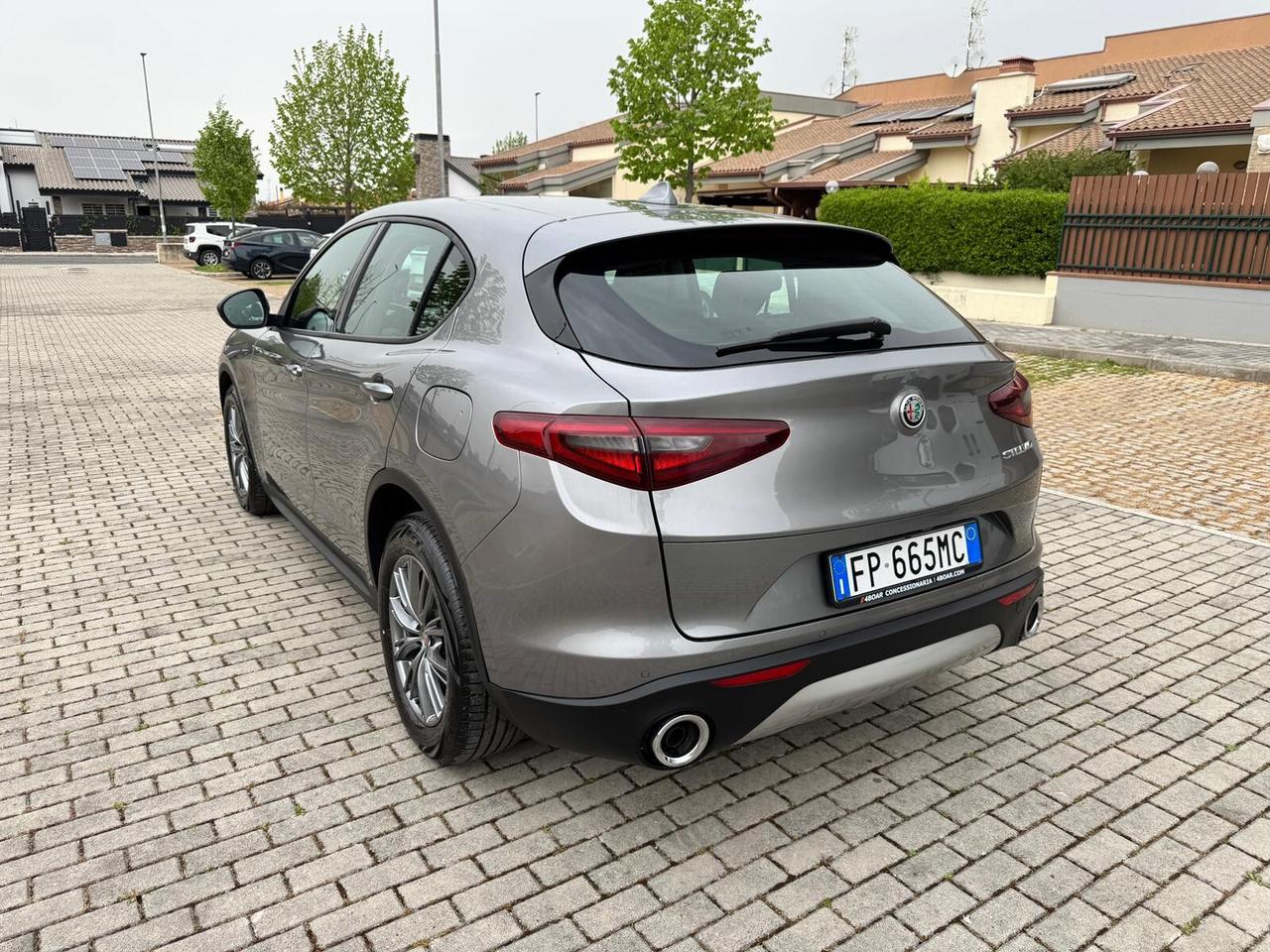 Alfa Romeo Stelvio 2.2 Diesel 180cv AT8 Paddle - Schermo 8.8" - Retrocamera