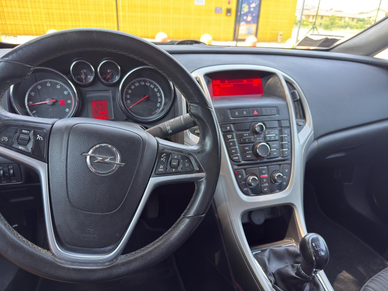 Opel Astra 1.4 Turbo 140CV 5 porte Cosmo