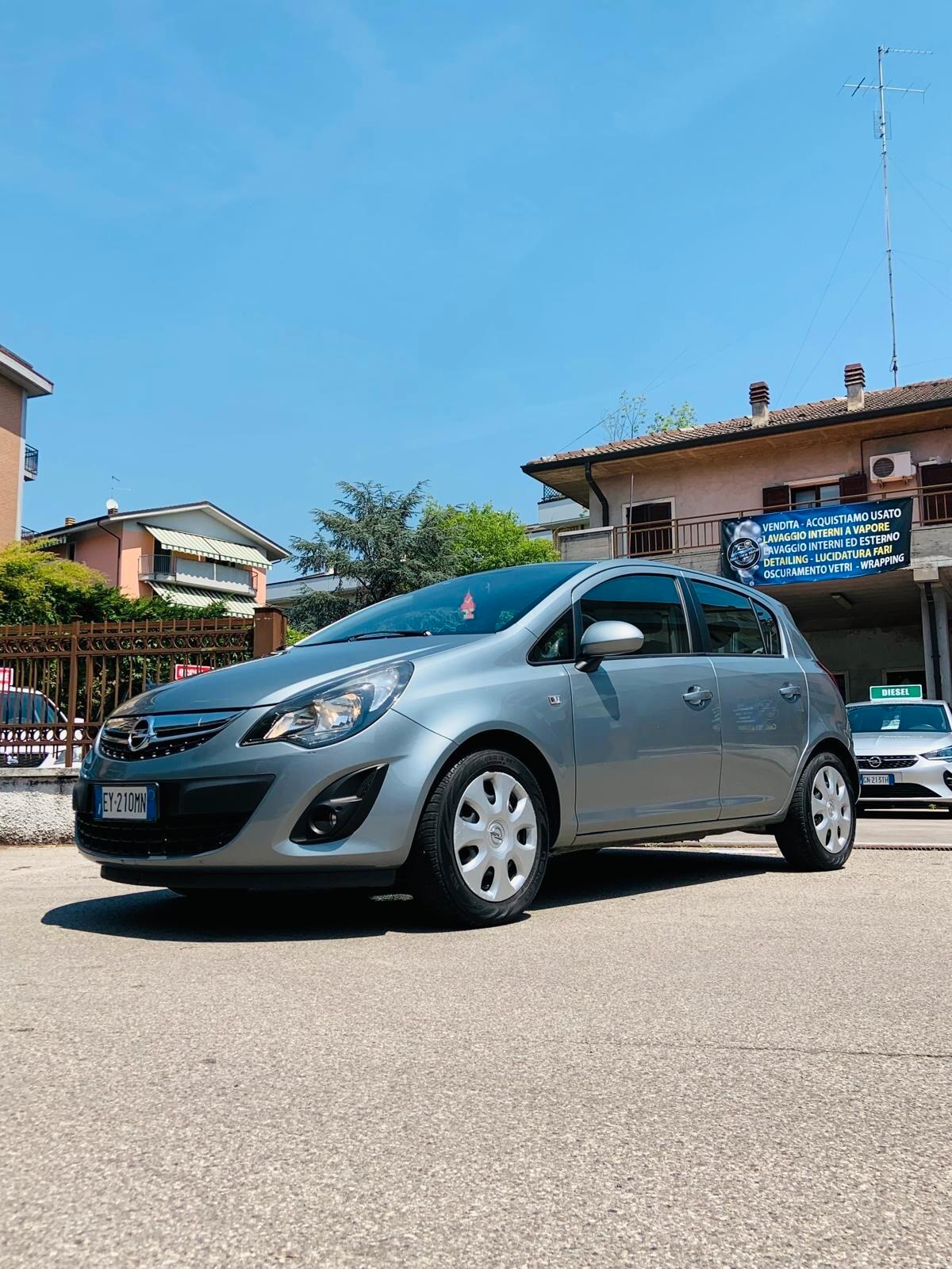 Opel Corsa 1.2 85CV 5 porte GPL-TECH Edition