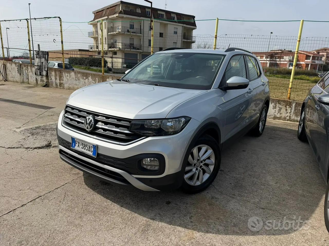 Volkswagen t-cross