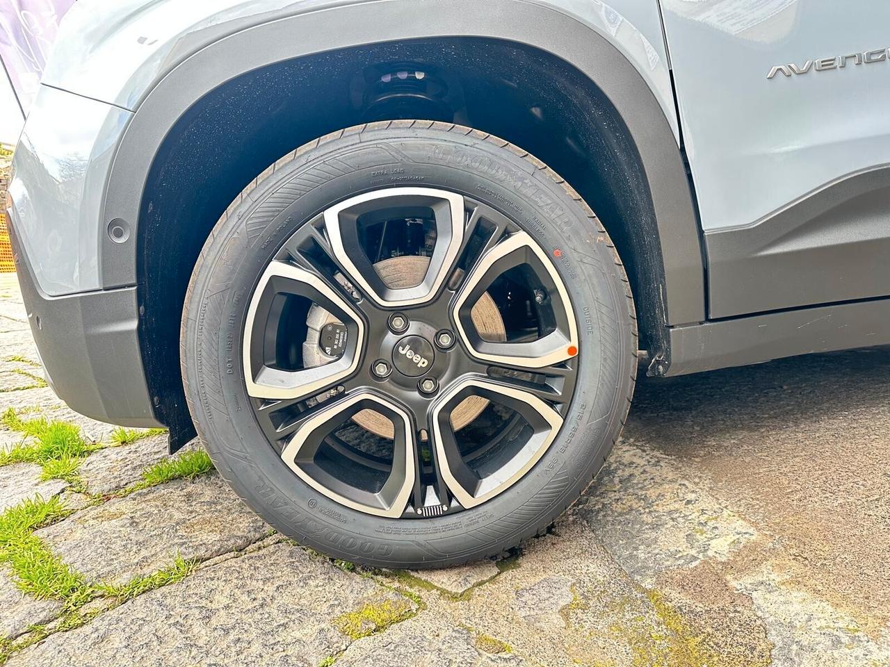 JEEP AVENGER E-HYBRID Avenger Summit 1.2 110cv DCT MHEV