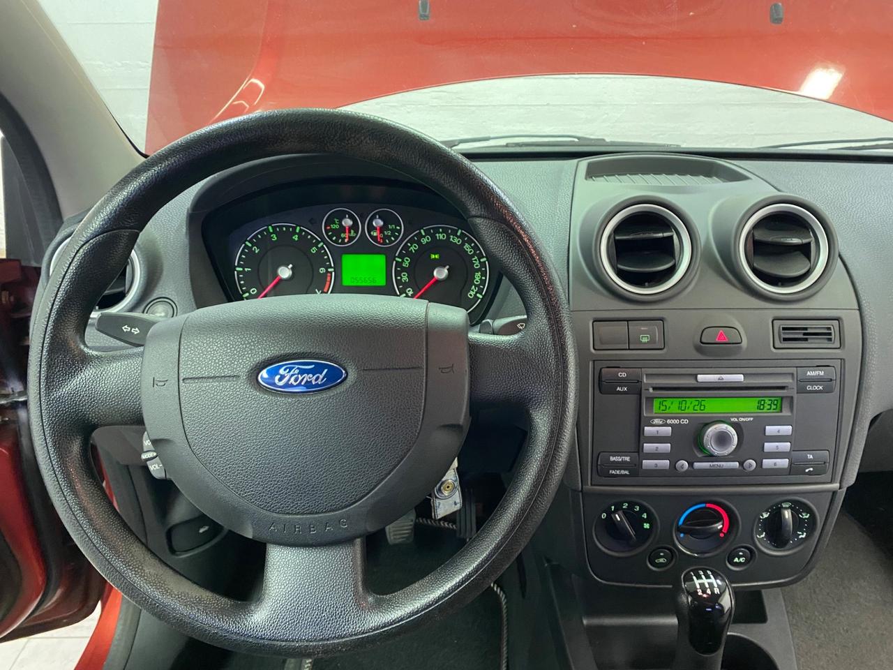 Ford Fiesta 1.4 16V 5p. Ghia