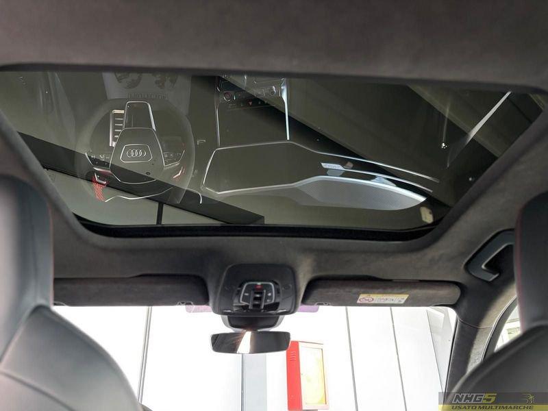 Audi A6 RS 6 Avant 4.0 TFSI quattro tiptronic