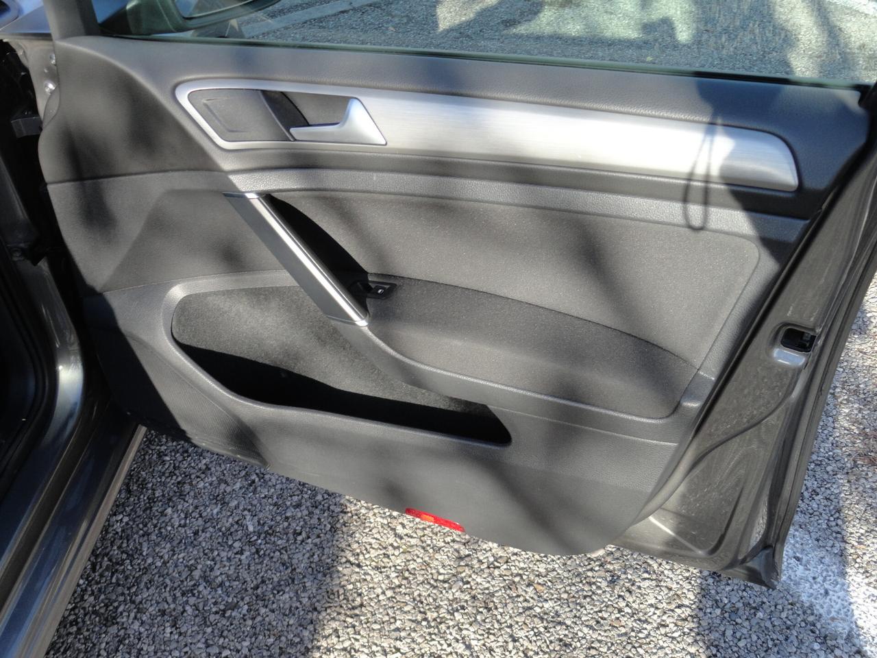 Volkswagen Golf Variant 1.6 TDI 110 CV DSG Comfortline BlueMotion Tech.