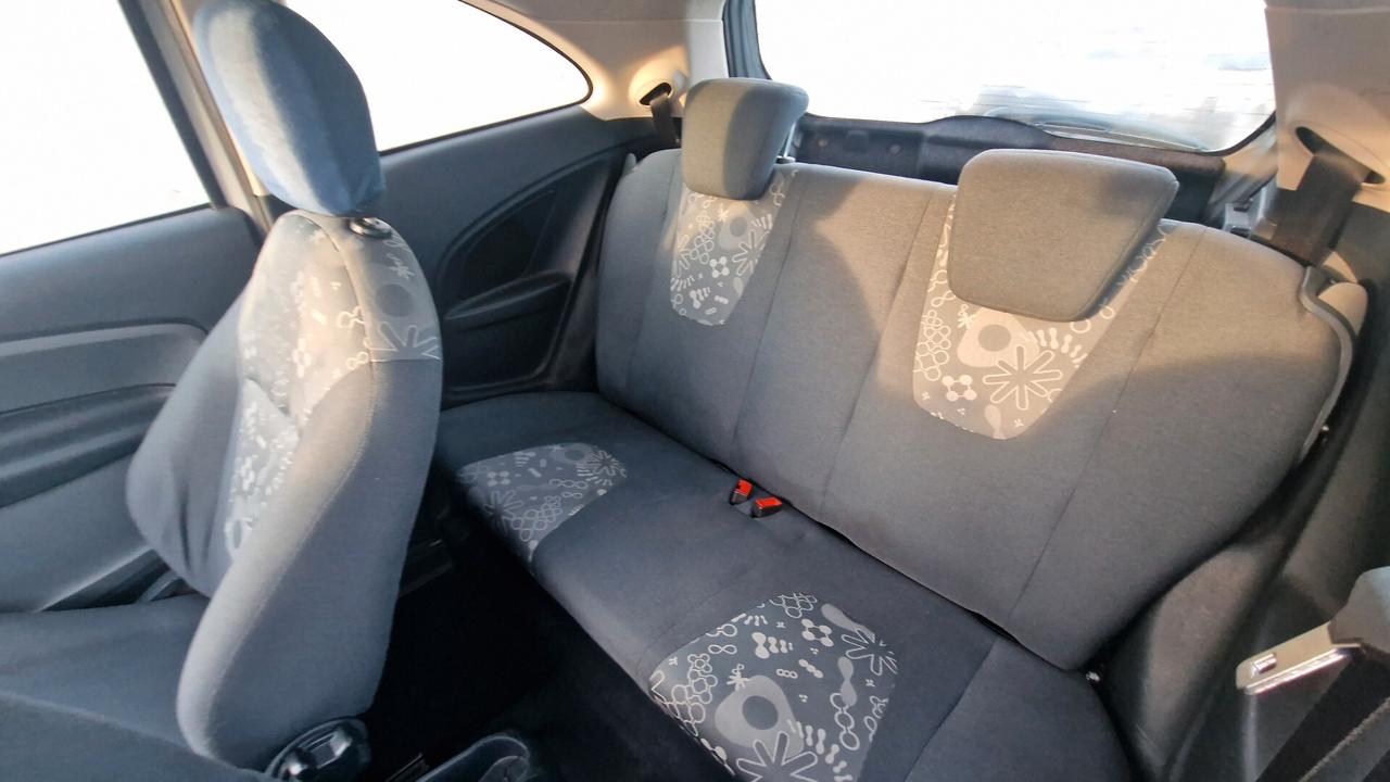 Ford Ka Ka+ 1.2 8V 69CV Titanium