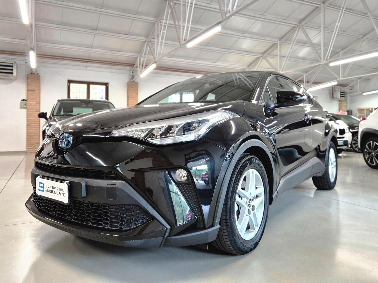 Toyota C-HR 1.8 Hybrid E-CVT Business