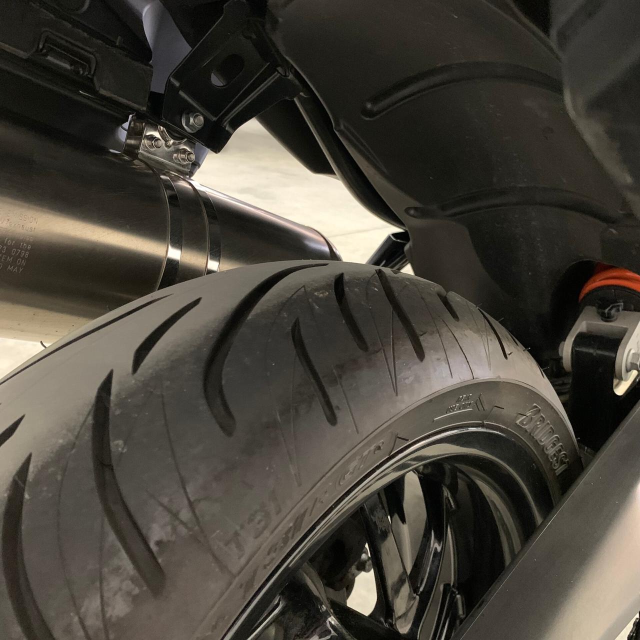 Bmw F 800 R - Borse laterali Manopole riscaldate Doppio cupolino etc