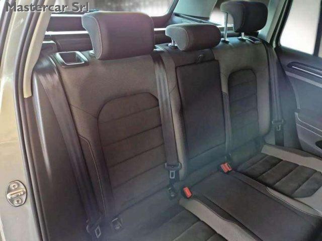 VOLKSWAGEN Golf Variant 1.6 tdi Highline 115cv - FL839KV