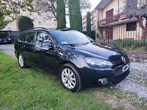 Volkswagen Golf 1.6 cinghia e tagliando e gomme nuovi