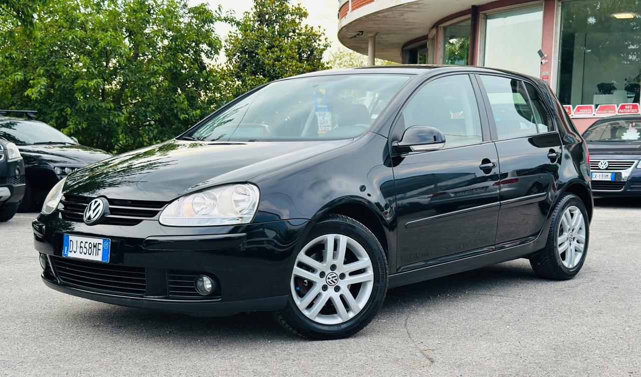 Volkswagen 5 2007 Golf 1.6 16V FSI 5p. OK NEOPATENTATI