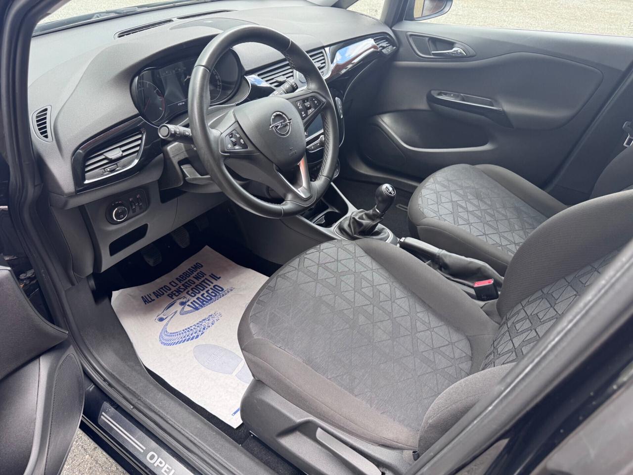 Opel Corsa 1.2 5 porte Black Edition