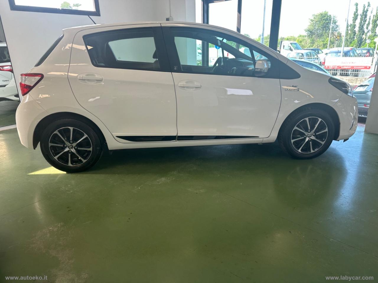 TOYOTA Yaris 1.5 Hybrid 5p. Trend White Ed. DANNI GRANDINE