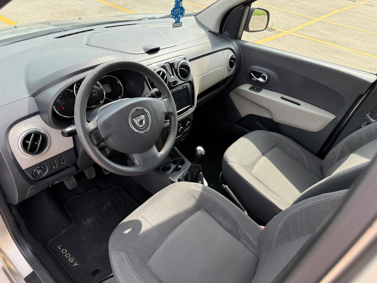 Dacia Lodgy 1.5 Diesel 90CV 5 posti OK NEOPATENTATI