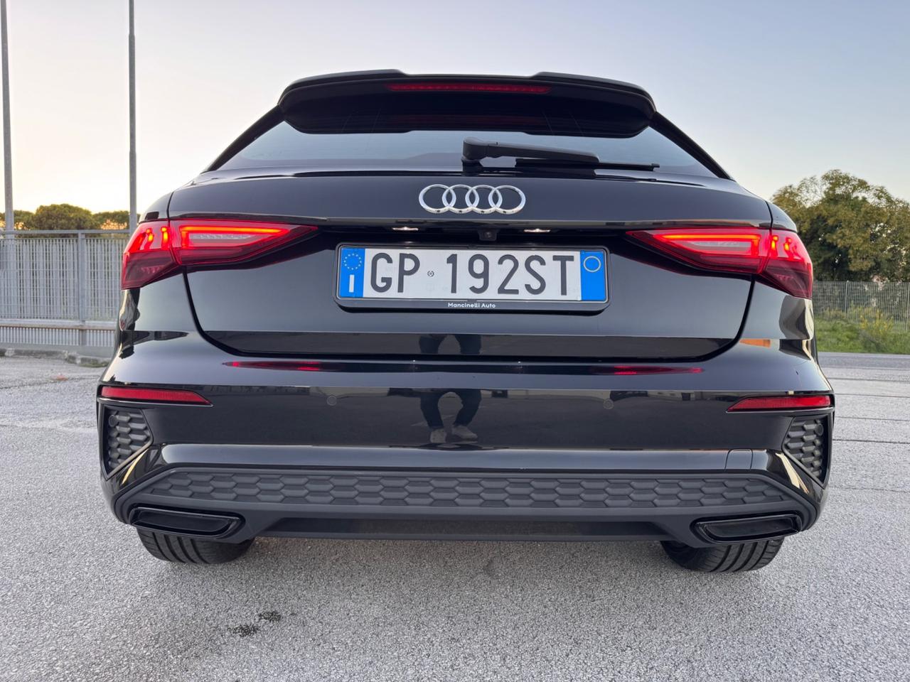 Audi A3 SPB 45 TFSI e S tronic line edition Identity Black