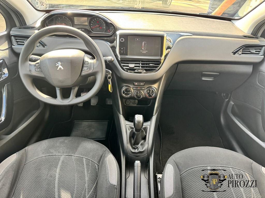 PEUGEOT 208 1.4 DIESEL 2015 140000KM OK NEOPATENTATI