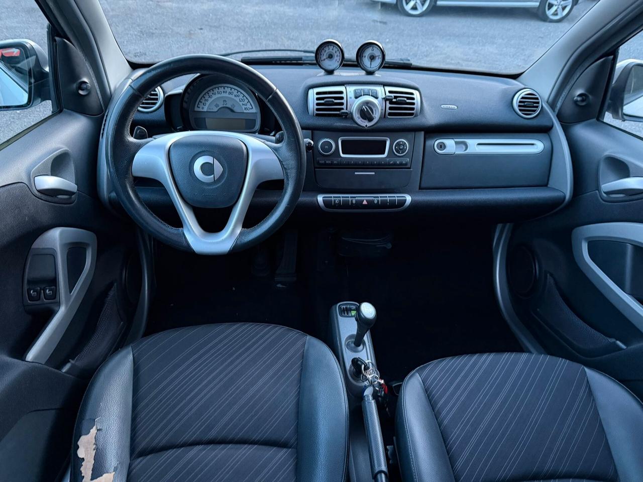 Smart ForTwo 52 kW MHD coupé White Tailor Made