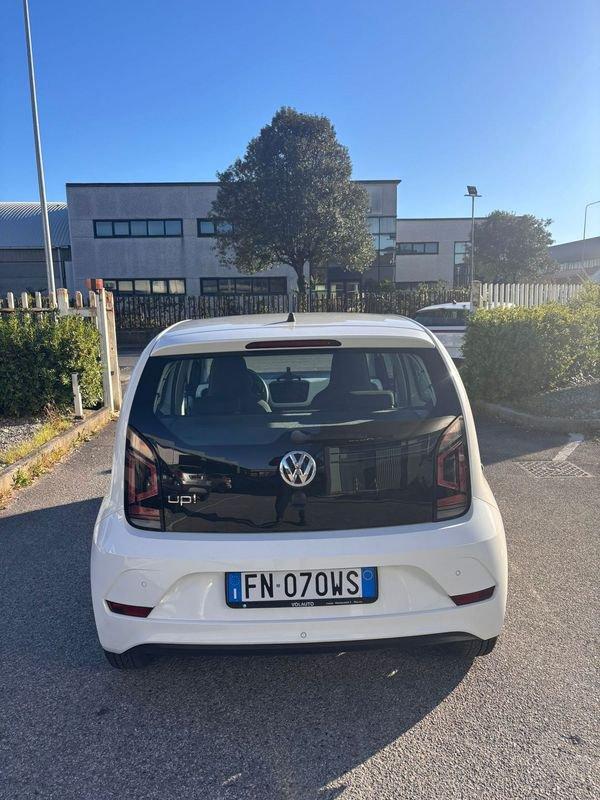 Volkswagen up! 1.0 44kW move up!