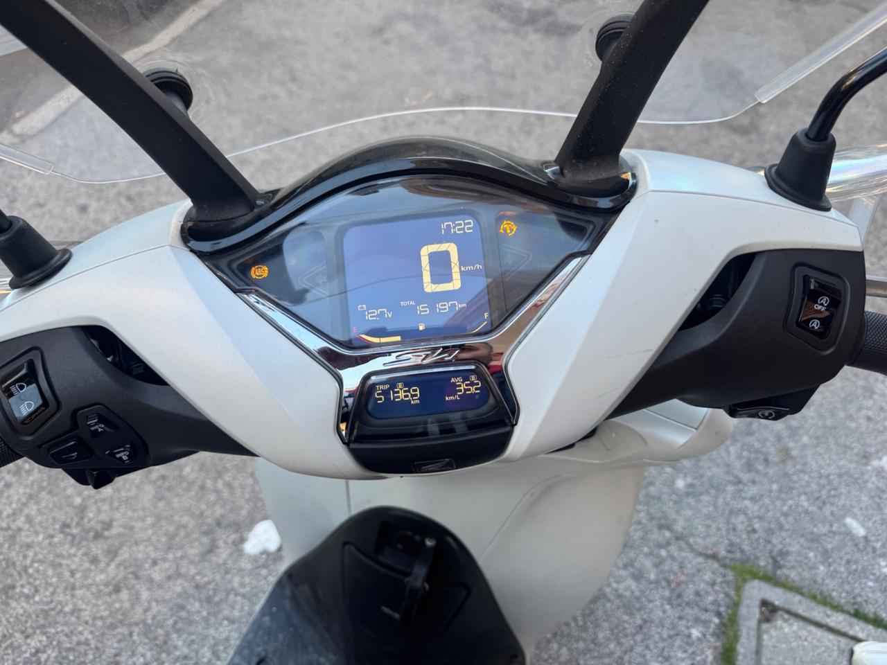Honda SH 125 Sport